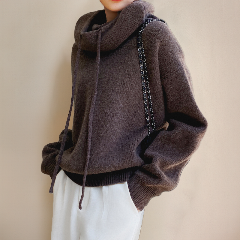 Elise - Merino Wool Turtleneck Sweater